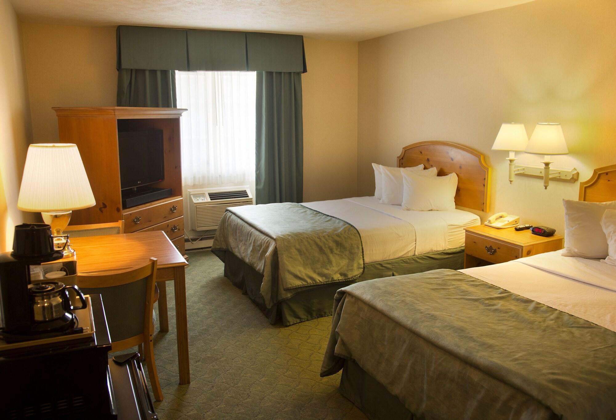 Magnuson Grand Pioneer Inn&Suites Escanaba Exterior foto
