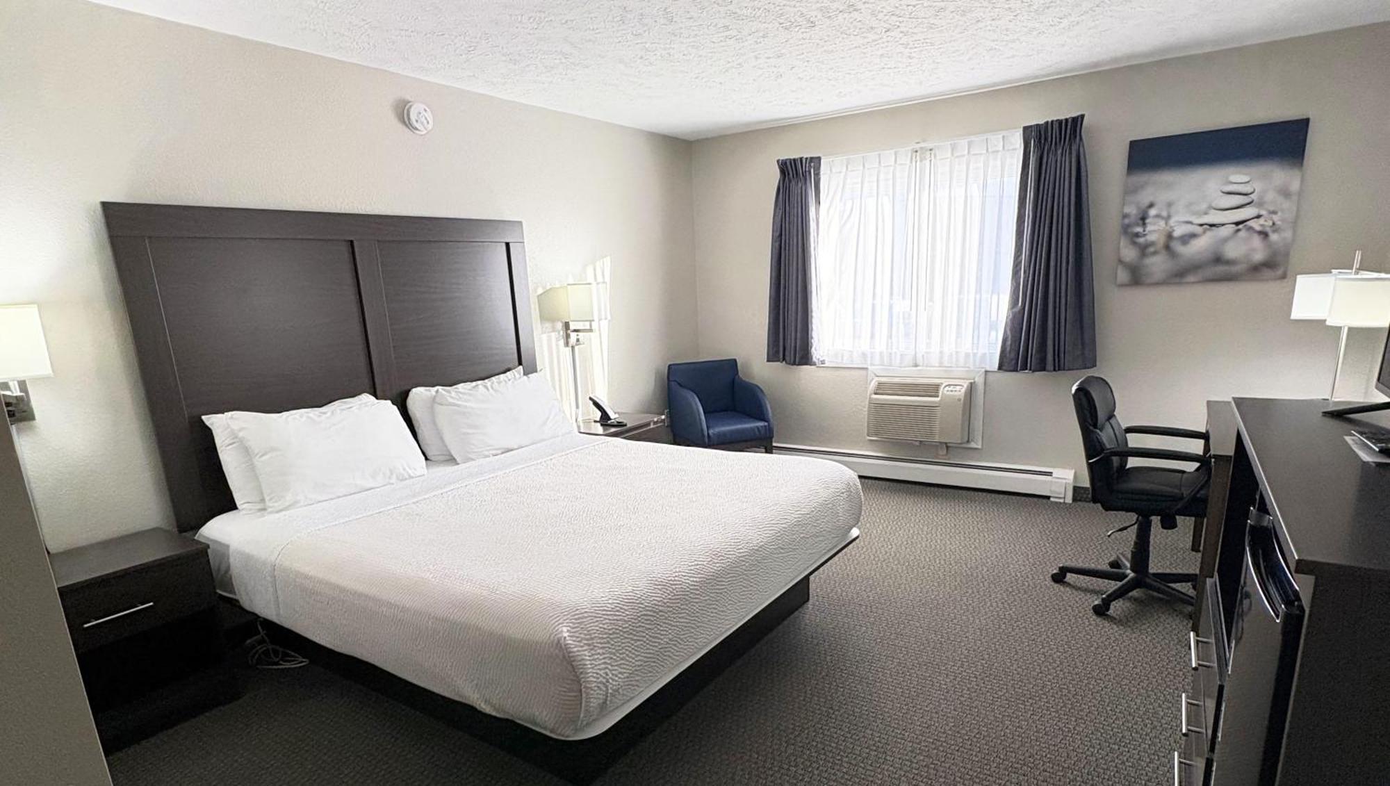Magnuson Grand Pioneer Inn&Suites Escanaba Exterior foto